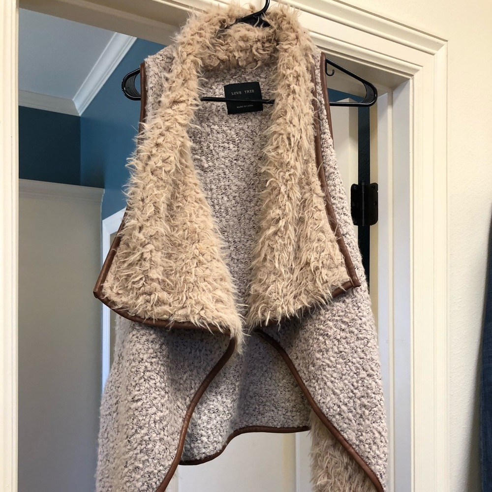 Cream Sherpa vest